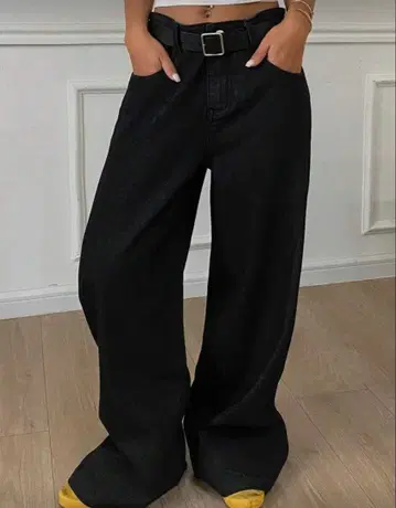 블랙 와이드 팬츠