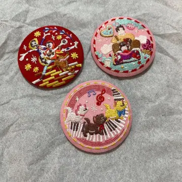 Biscuit2 자수 캔 배지