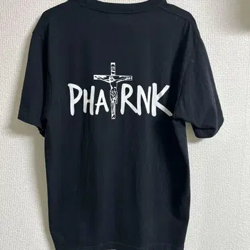 PHARNK 블랙 T셔츠