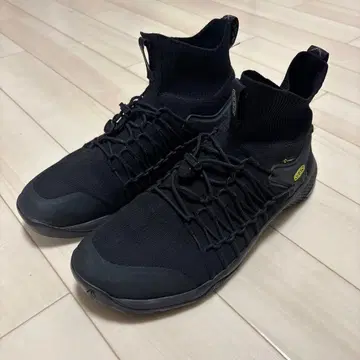 KEEN Explore Uneek Mid 27.0