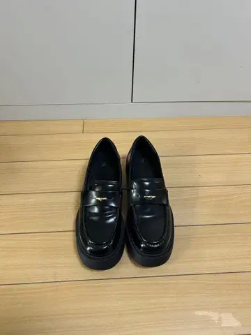 ZARA 통굽 로퍼