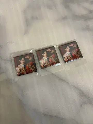 M!LK 스퀘어 캔뱃지 너무 좋아 POPUP 사쿠라 스테이지 소노 슌타