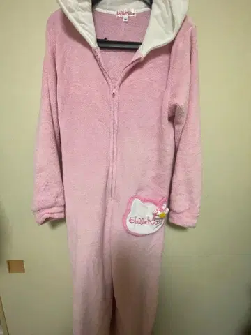 헬로키티 인형옷 파자마 룸웨어 M 사이즈