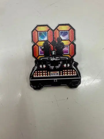 백 투 더 퓨처 핀 배지