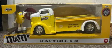 M&m's 옐로우& 1974 포드 코 플랫베드 옐로우 컬러