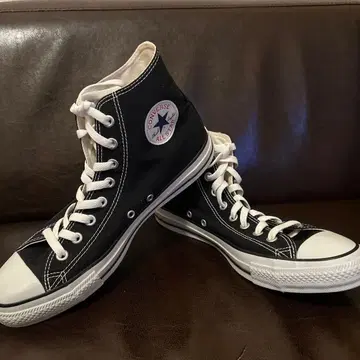 Converse 블랙 하이컷 스니커즈