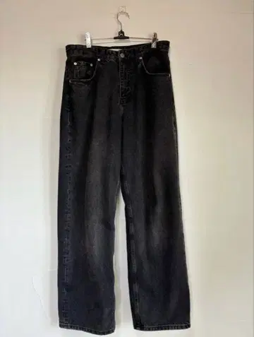 자라 배기핏 데님 팬츠 블랙