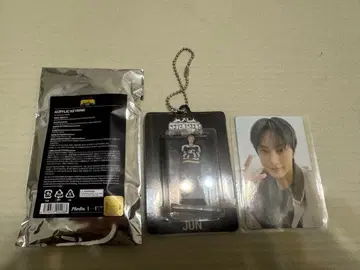 SEVENTEEN HOME 준 아크릴 키링 갱신 특전 트레이딩 카드