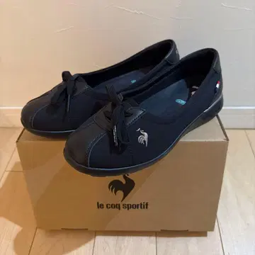 르꼬끄 스포트핏 블랙 플랫 스니커즈