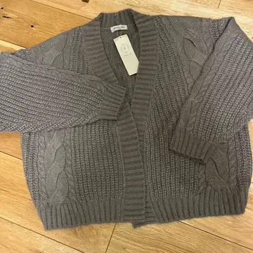 (택 포함 미사용) 사만사 모스모스 로핑 숏 가디건