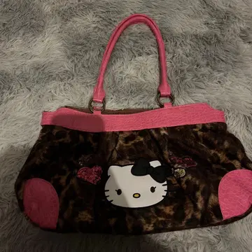 헬로키티 시부야 109 스핀스 한정판 핸드백 레오파드 SPINNS