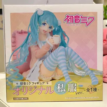 미개봉 하츠네 미쿠 오리지널 사복ver.