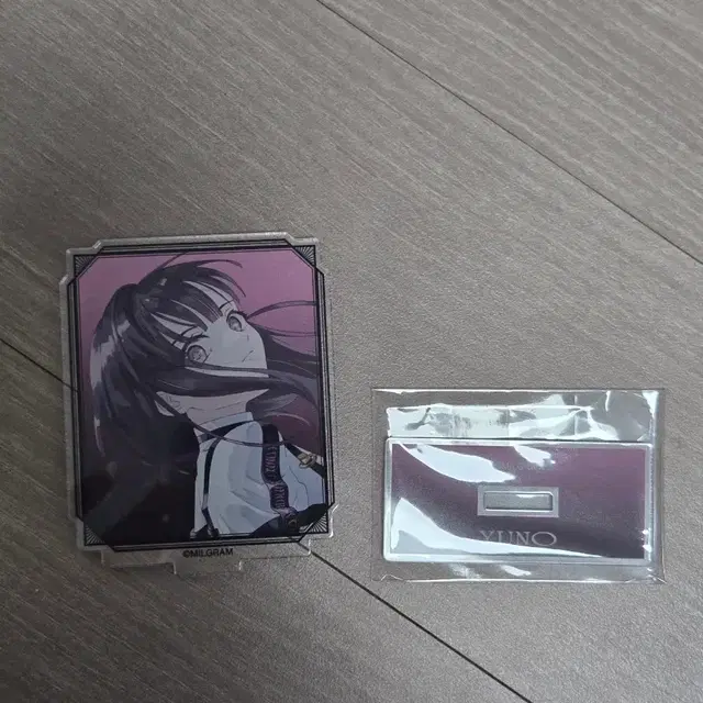 MILGRAM 유노 아크릴 스탠드