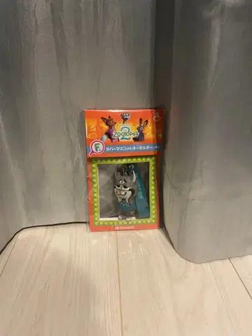 주토피아2 해피 복권 F상 파우버드 키링