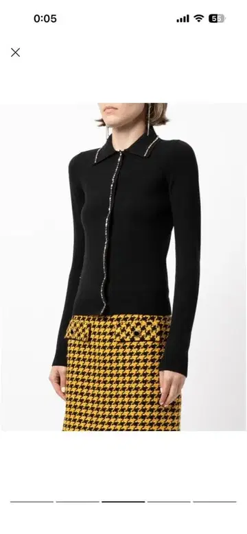 누메로벤투노 큐빅 장식 블랙 가디건