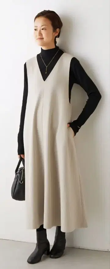 피어스리 부클 원피스 베이지 사이즈 1