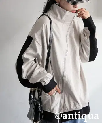 antiqua 안티카 사선 지퍼 배색 라인 블루종 베이지