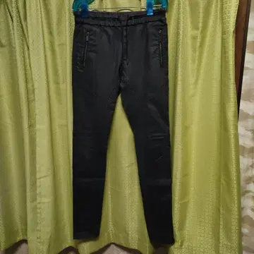 새상품급 joseph 조셉 블랙 코팅 조거 팬츠