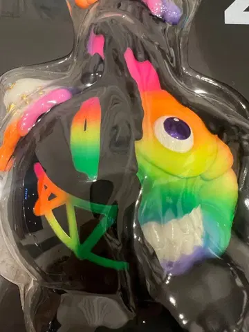 인스팅트토이 LIQUID PEACE MONSTER