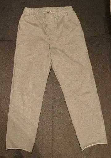 AURALEE 오라리 맨투맨 STAND UP EASY PANTS