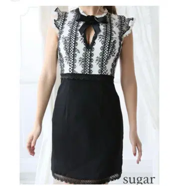 로브 드 플뢰르 드레스 무릎 기장