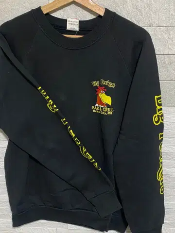 Big Pecker's Bar & Grill 맨투맨 L 블랙