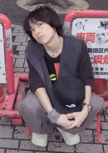 아오바 군 착용 아오바 착용 aiko 리스트 밴드 사이버