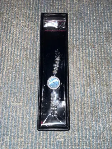 아로마 플랫 펄 손목시계