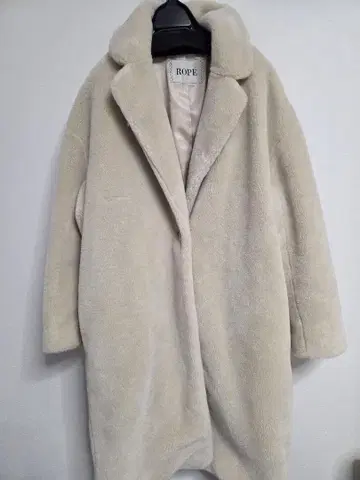 ROPE' 울 혼방 보아 체스터 코트