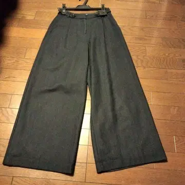 Natural Beaury Basic 트위드 와이드 팬츠 11000엔