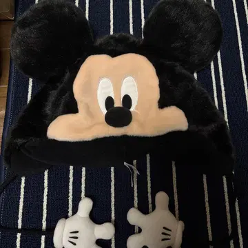 미키마우스 캡과 손 모양 액세서리 세트