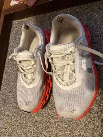 On 러닝화 화이트/오렌지