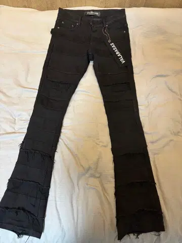 VALABASAS 데미지 플레어 데님