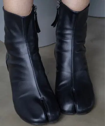 VACANCY 타비 부츠