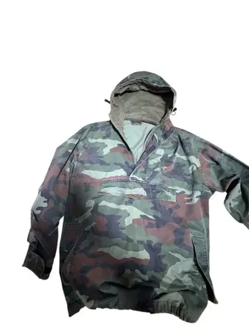 카모플라쥬 후드 부착 마운틴 후드티