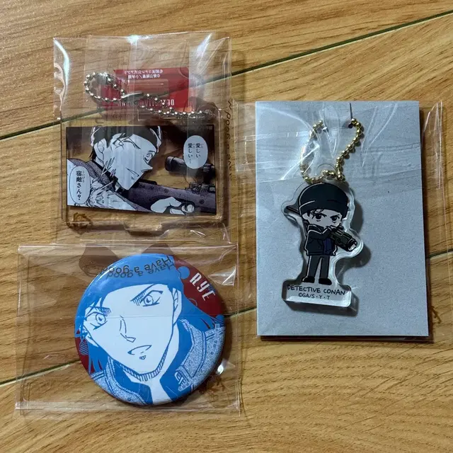 명탐정 코난 아카이 슈이치 아크릴스탠드 캔뱃지 키링 일괄