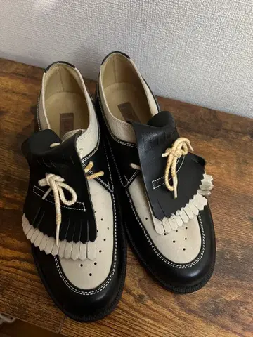 핑크하우스 가죽 신발