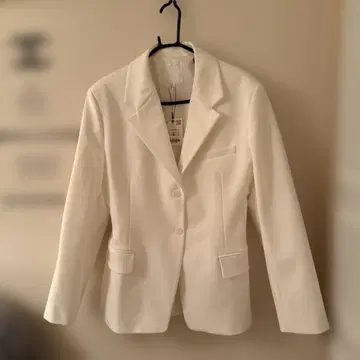 ZARA 미사용 새상품 화이트 테일러드 자켓 L 사이즈