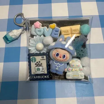 가챠 채워넣은 듯한 파우치 블루