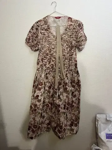 핑크하우스 코사지 패턴 원피스