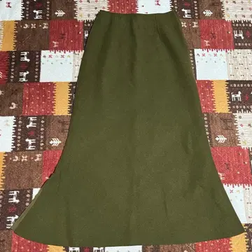 (새상품) Mila Owen 니트 미라 오웬 롱 스커트 카키