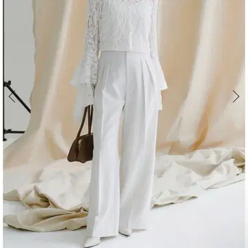 아뉴앙스 미드 웨이트 투 턱 와이드 팬츠 ECRU 1