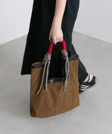 미사용 새상품 ear PAPILLONER MTA 믹스 토트백