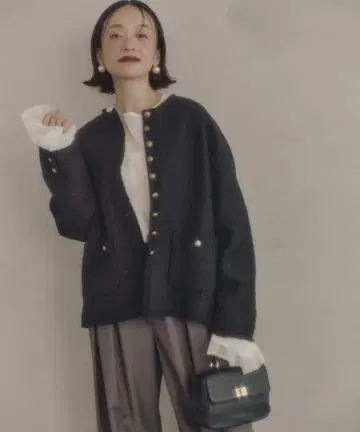 새상품 퓨어세신 트위드 노카라 자켓