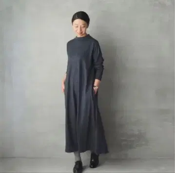 HANDROOM WOMEN'S 보틀넥 원피스 daja