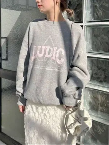 SNIDEL 스나이델 오버 사이즈 바리에 맨투맨 풀오버