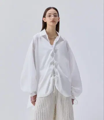 soerte 화이트 셔츠 2way 루즈 볼륨 슬리브 셔츠