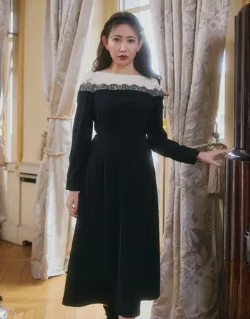 Leonie 투톤 드레스 중고품