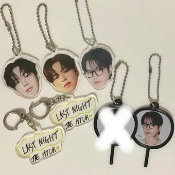 TREASURE 재혁 캡슐 토이