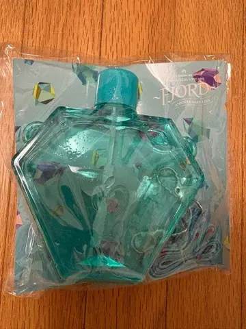 피오르드 비눗방울 스트랩 포함 Mrs. GREEN APPLE